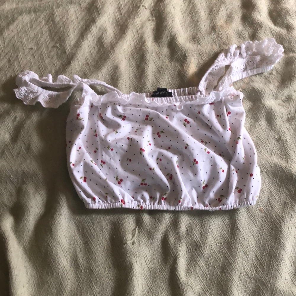 Cherry print crop top